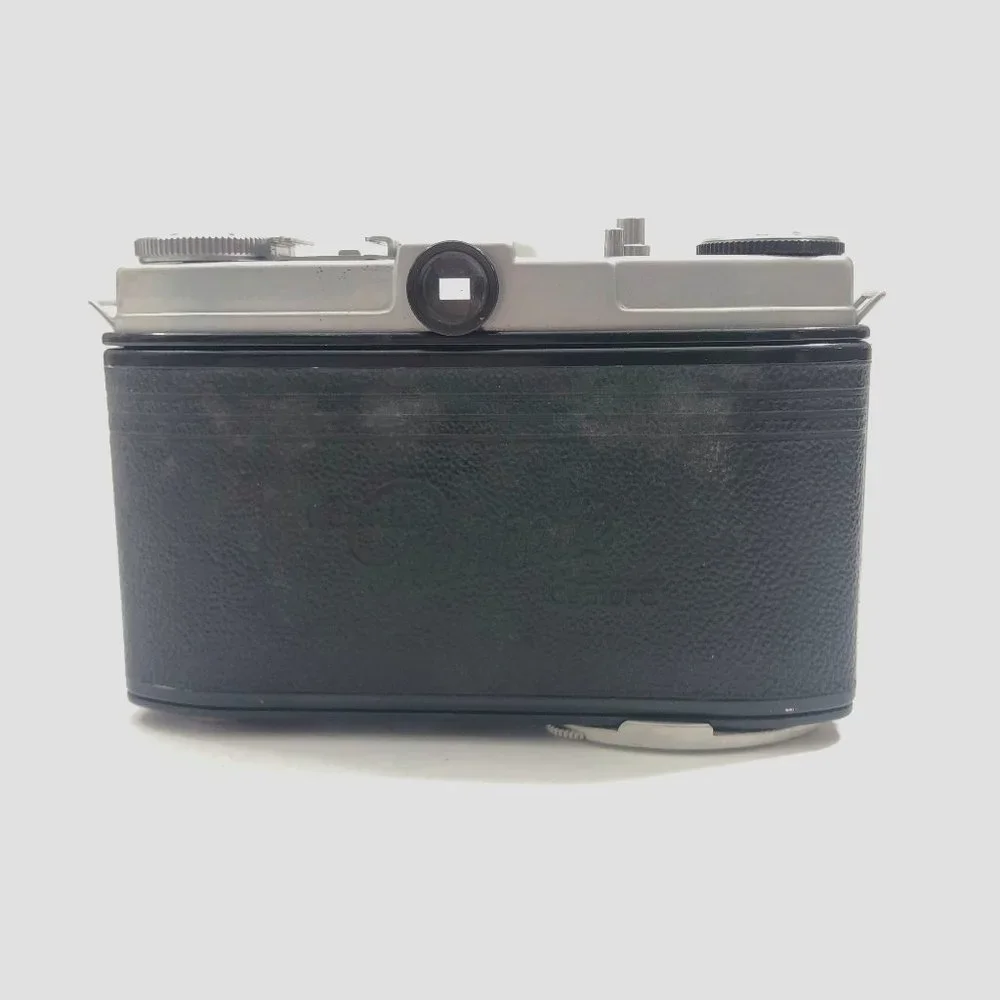 Kodak Retinette with Schneider Kreuznach Reomar 45mm f3.5 lens Compur Rapid